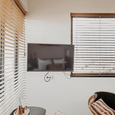 Отель Strandhotel Zoomers Кастрикюм